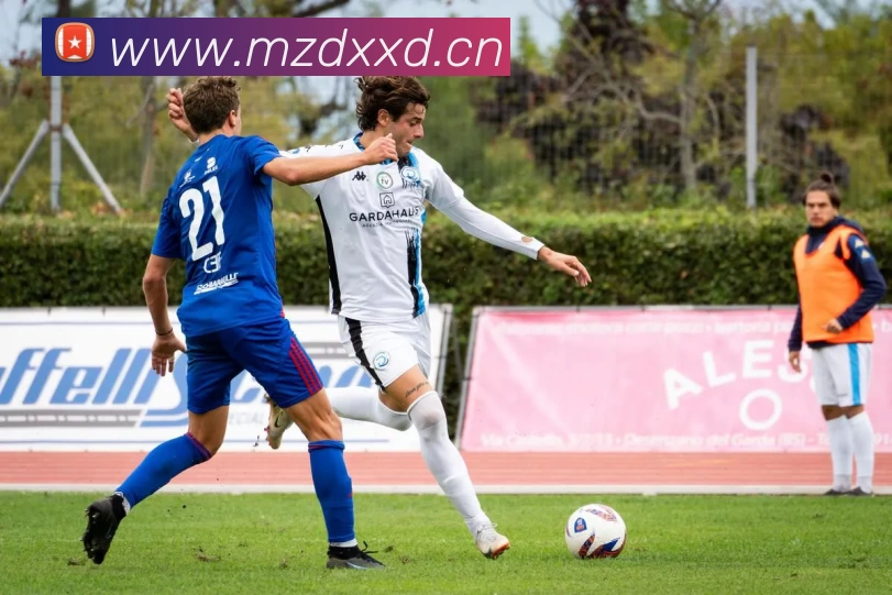 美国国家队公布新赛季战袍设计主打科技创新与复古元素